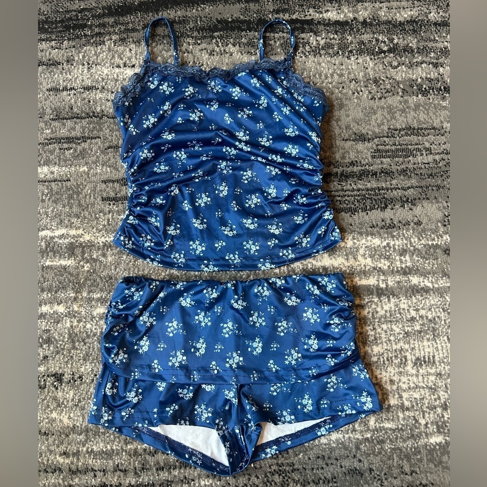 SHEIN Blue Floral & Lace Pajama Set With Ruching